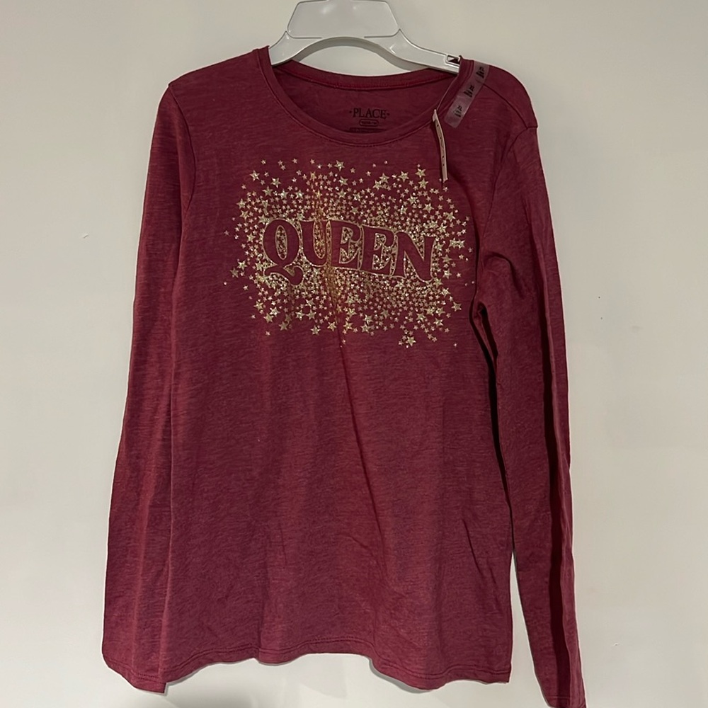 “Queen” new with tags long sleeved shirt